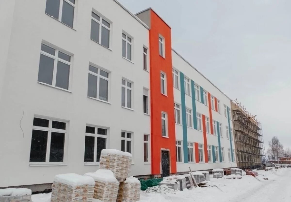    Две новые школы на 600 учеников строятся в Павловском округе