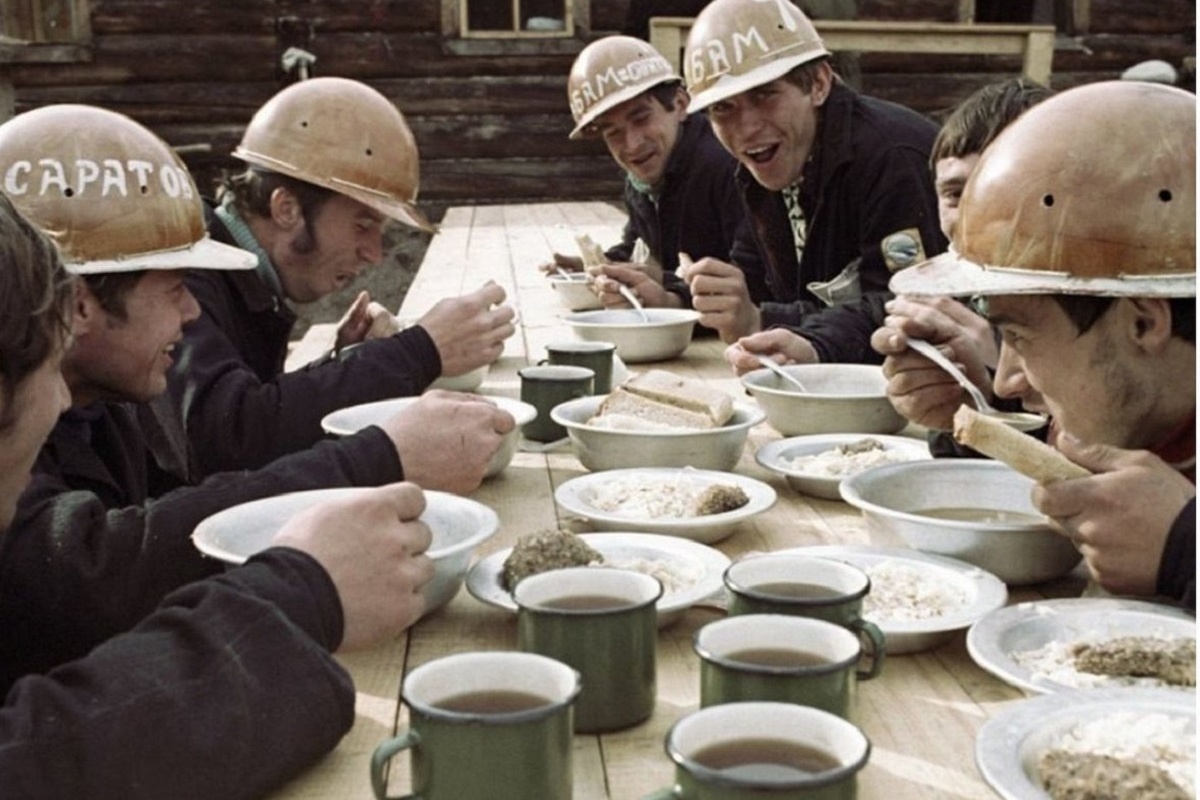 Обеденный перерыв...