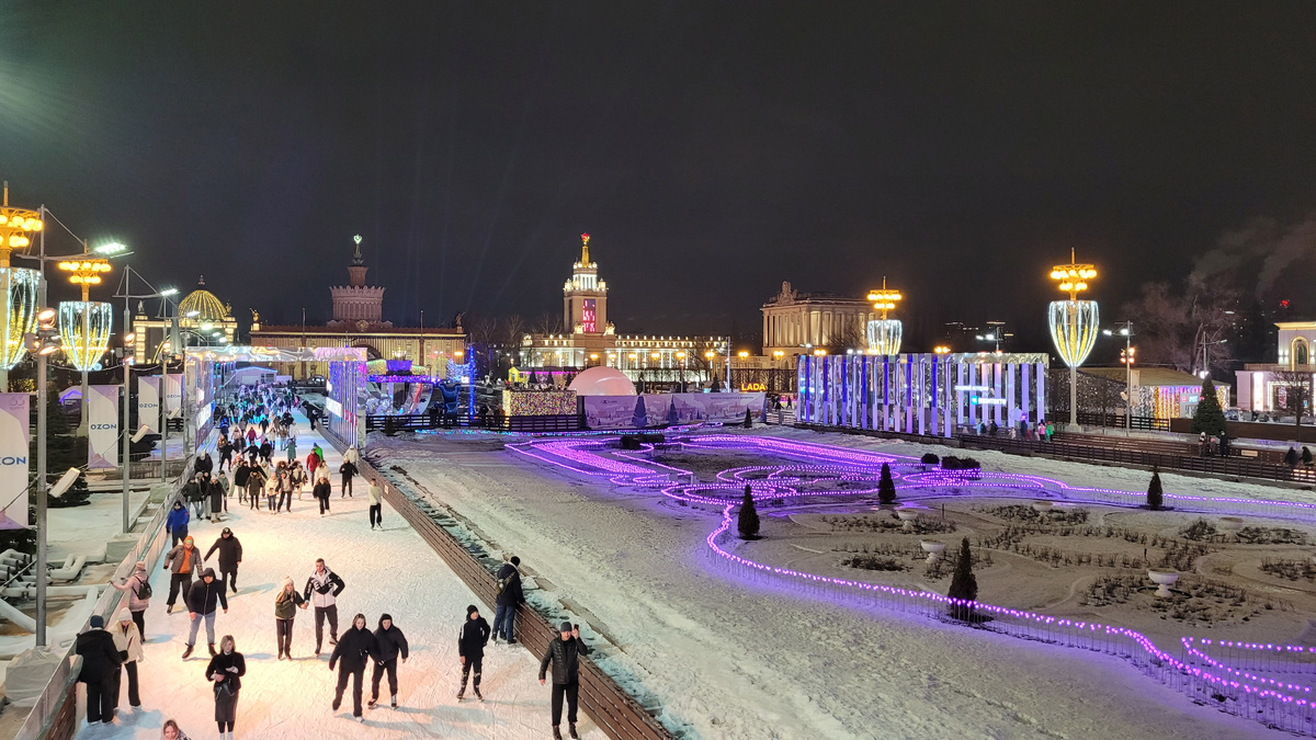 Каток вид слева. Фото автора.