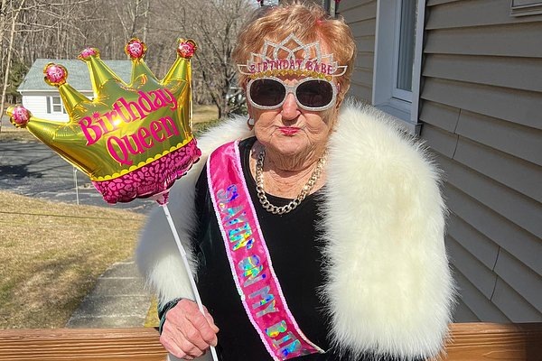 Фото: @grandma_droniak