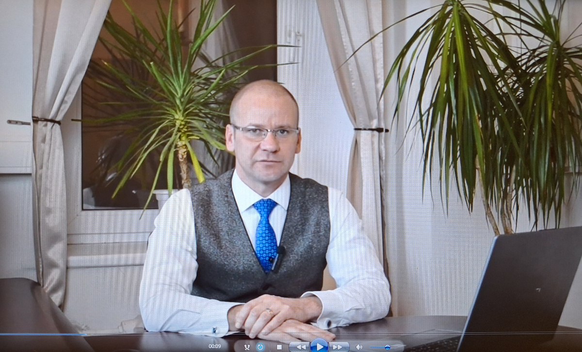 Адвокат Оланцев М.М. специалист в области оформления прав на недвижимое имущество