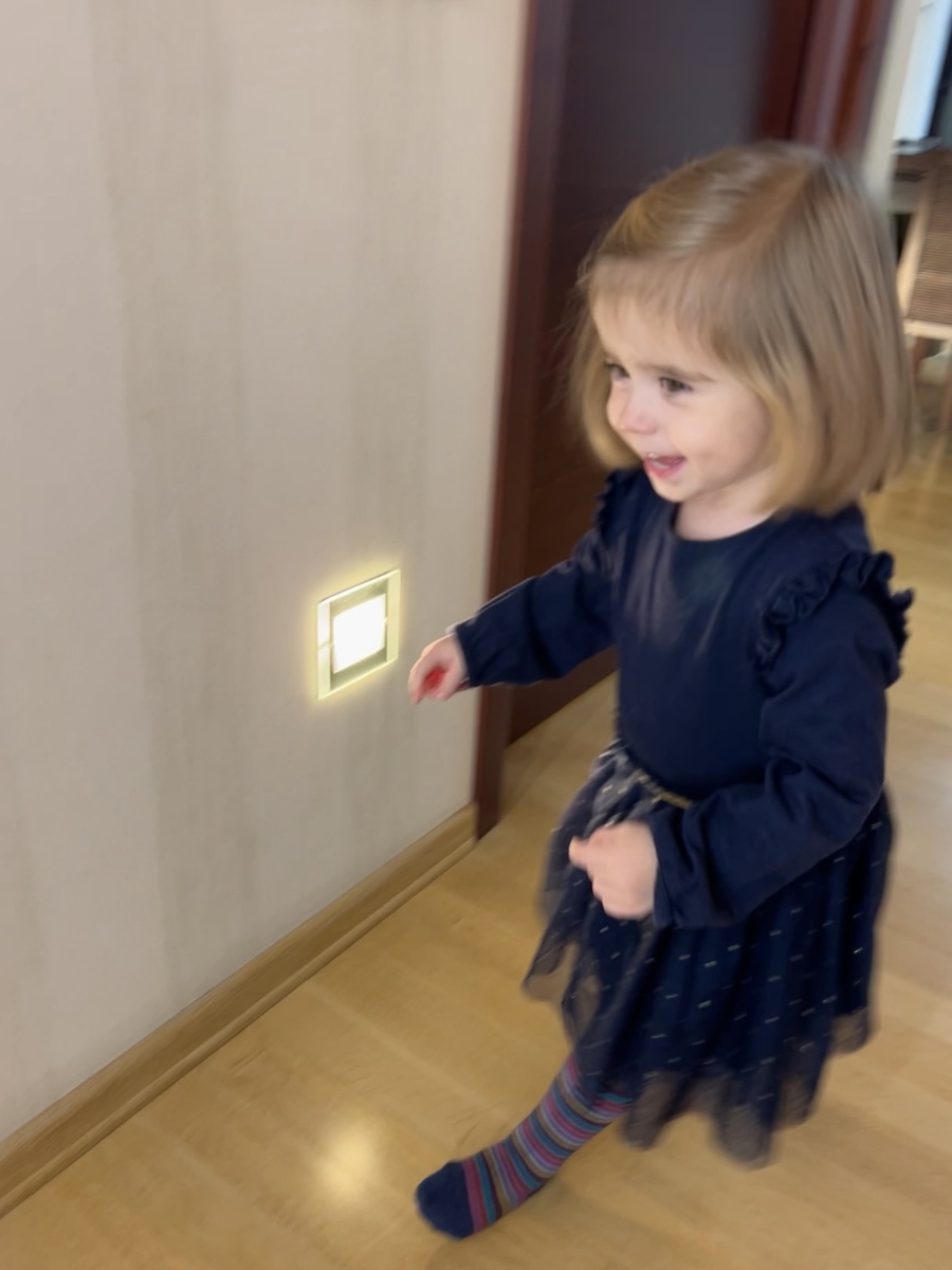 Тот самый каток, который по мне проехался 😅 и продолжает ездить 24/7 🙈