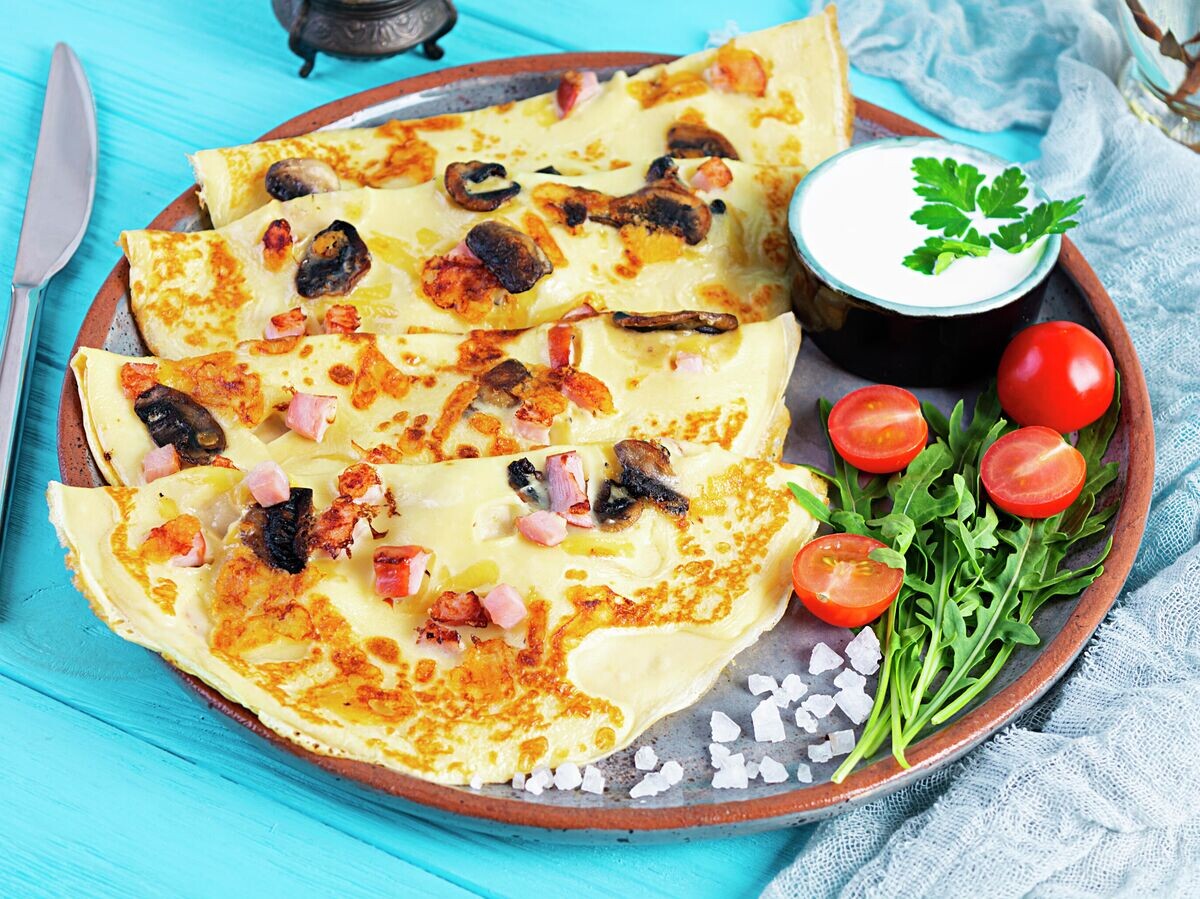    Блины с припеком © Depositphotos.com / Aeril