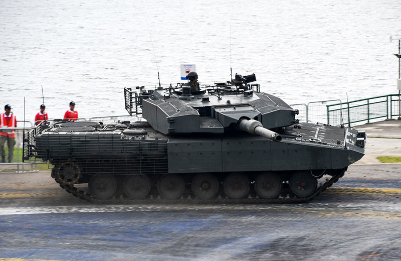 Танк Леопард 2 (Германия)