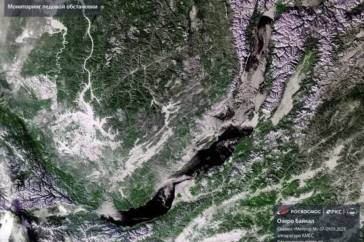На снимке Роскосмоса льда не видно. Фото: Роскосмос