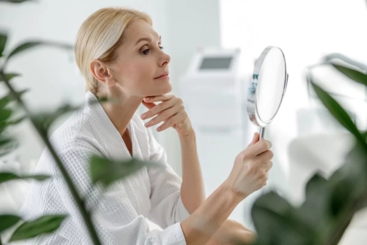    Возраст не угадать.