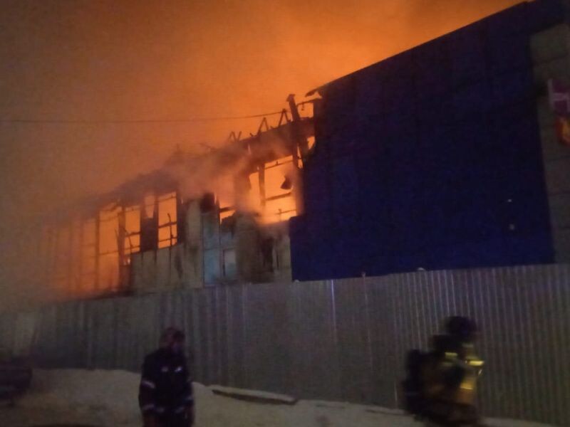    Горит «Светофор» в Уфе / Источник: МЧС Башкирии