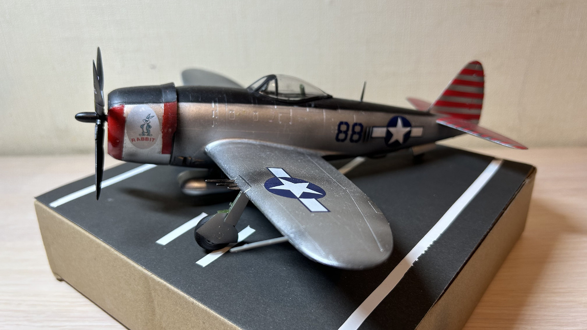 Стендовая модель американского истребителя Republic P-47 Thunderbolt Производитель: Hobby Boss. Масштаб: 1/48. Автор: Константин Борисов, г. Люберцы, 13 лет. (листайте вправо, чтобы увидеть больше фото 👉)