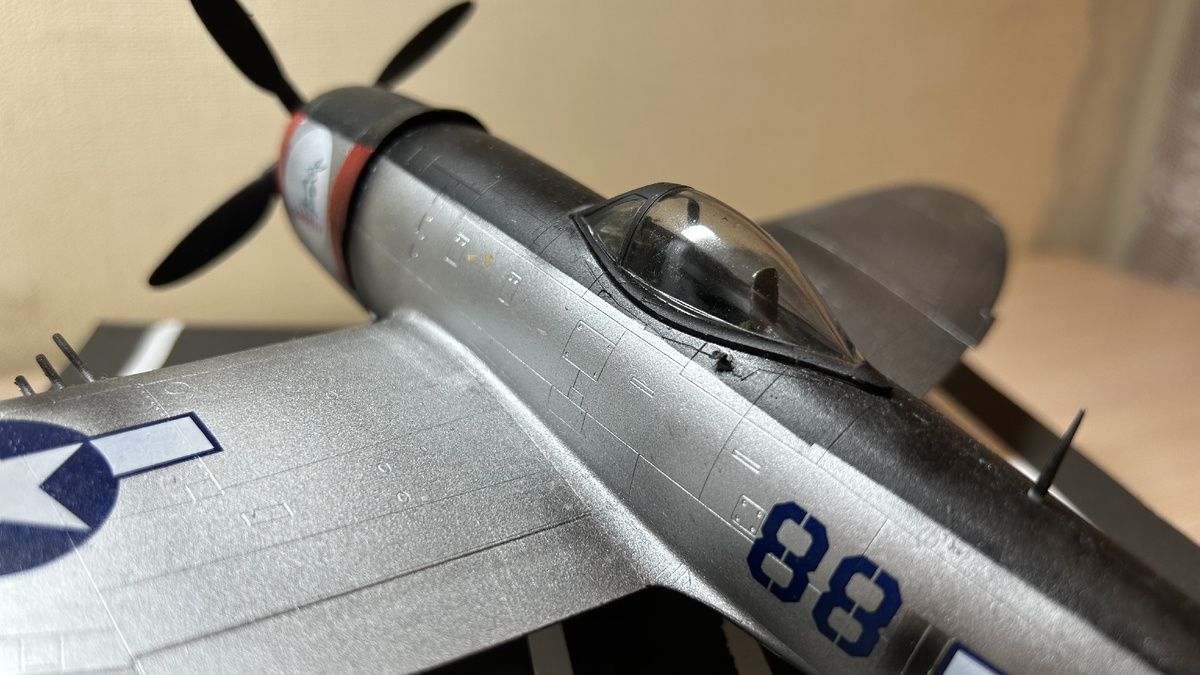 Стендовая модель американского истребителя Republic P-47 Thunderbolt Производитель: Hobby Boss. Масштаб: 1/48. Автор: Константин Борисов, г. Люберцы, 13 лет. (листайте вправо, чтобы увидеть больше фото 👉)