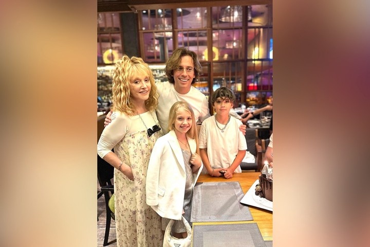  Фото © Facebook (признан экстремистской организацией и запрещён на территории Российской Федерации) / Alla Borisovna Pugacheva