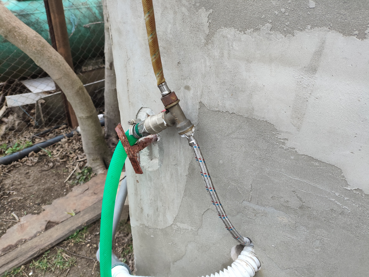 Новую трубочку нашли.