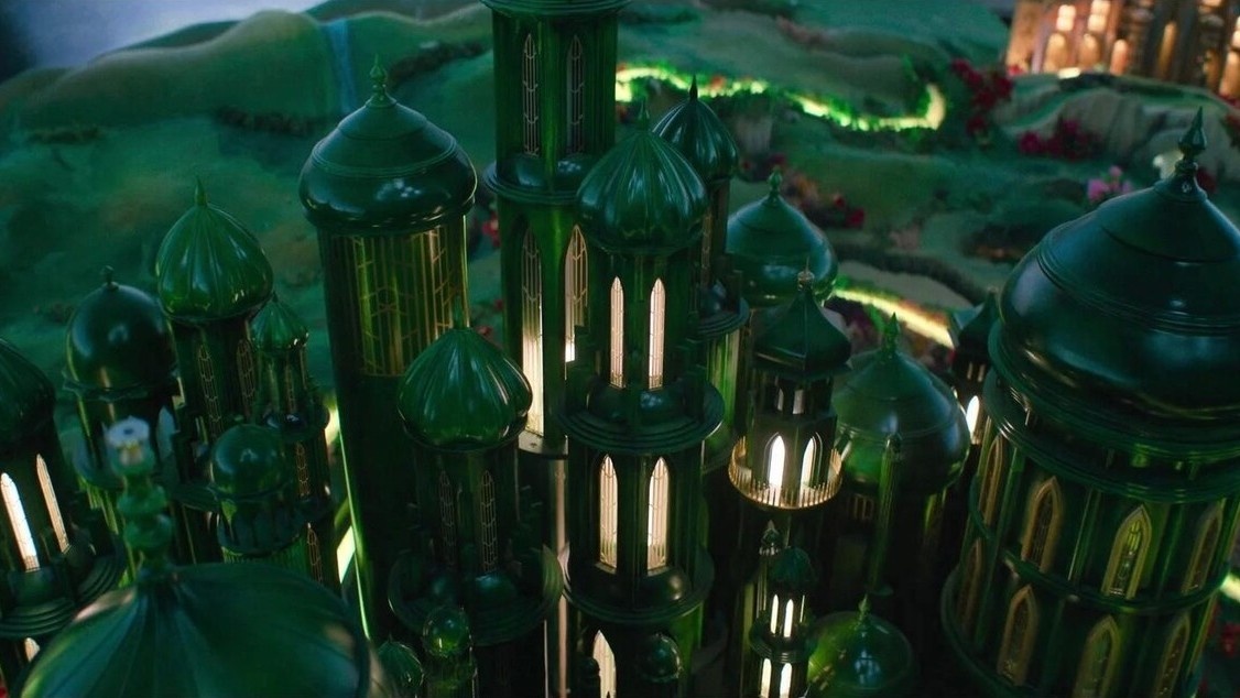 Кадр из фильма «Злая: Сказка о ведьме Запада», 2024 год, режиссер Джон Чу