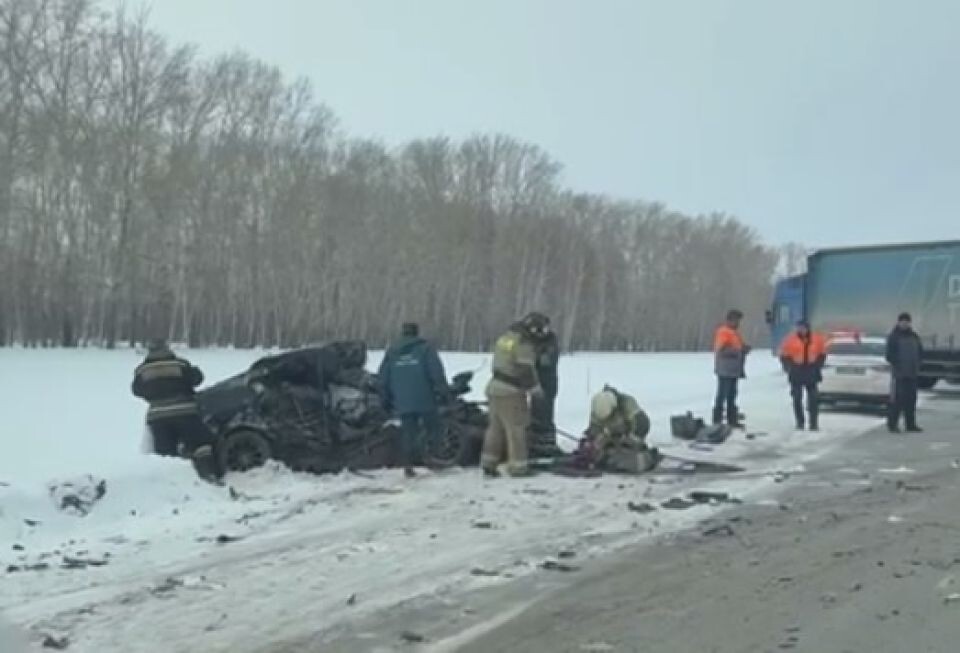    ДТП на новосибирской трассе. Источник: "Толк"