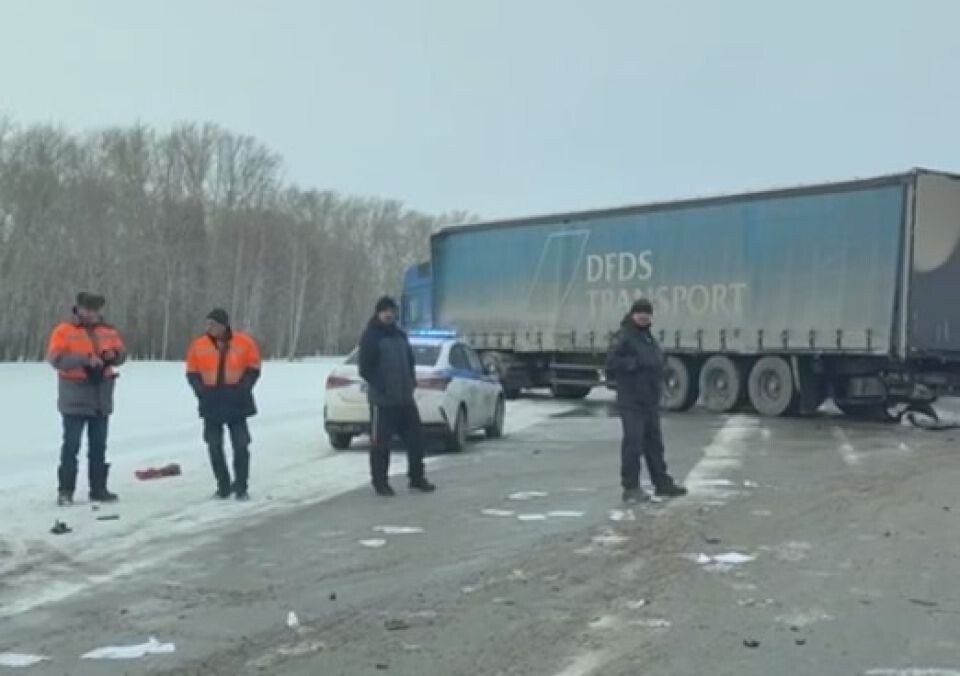    ДТП на новосибирской трассе. Источник: "Толк"