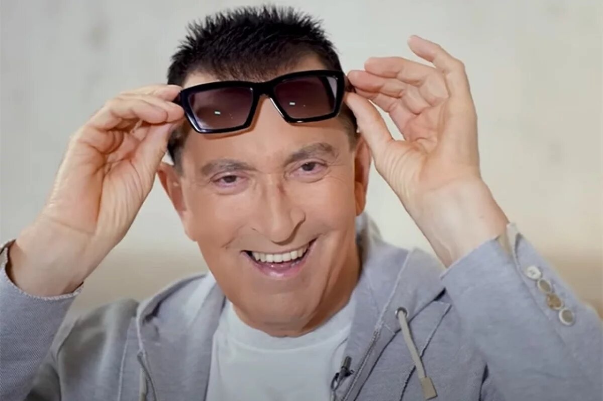    Представитель Буйнова опровергла информацию о травме и экстренной операции