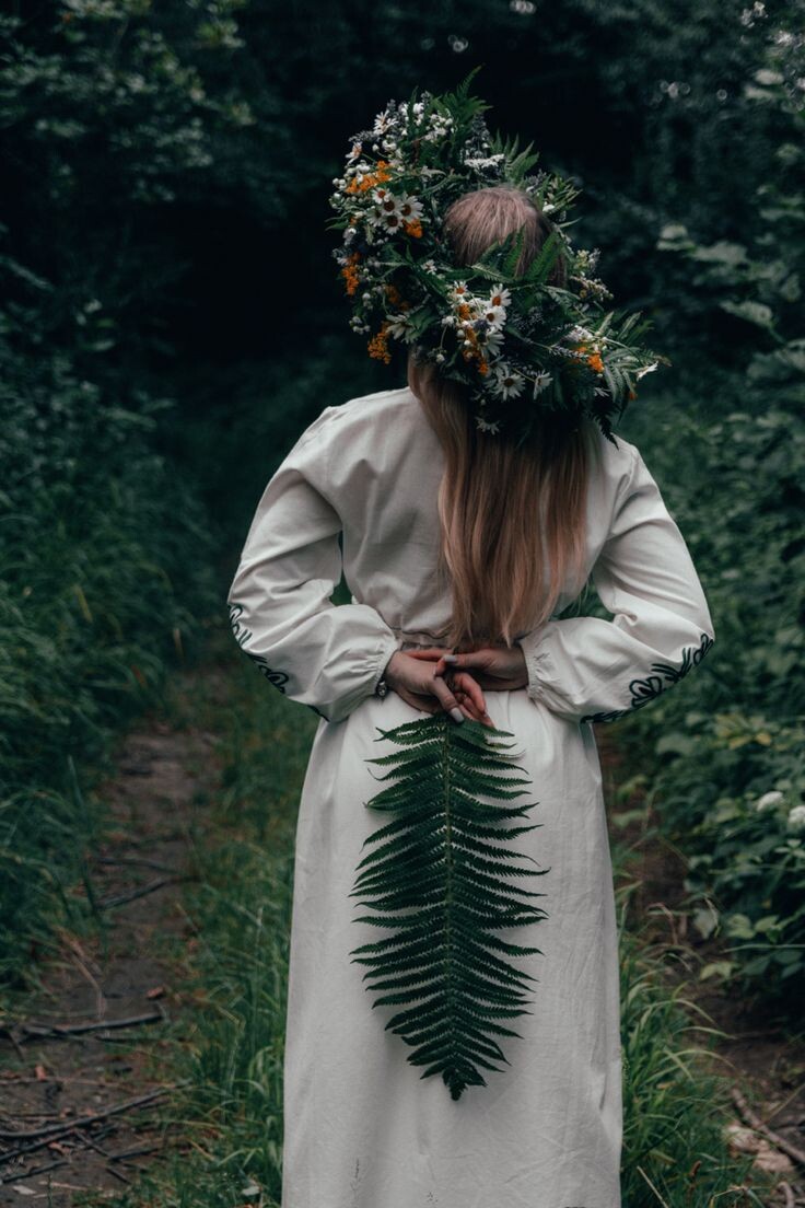 Славянские ведуньи и их место в культуре | Эксклюзивные материалы  | Pink Witch