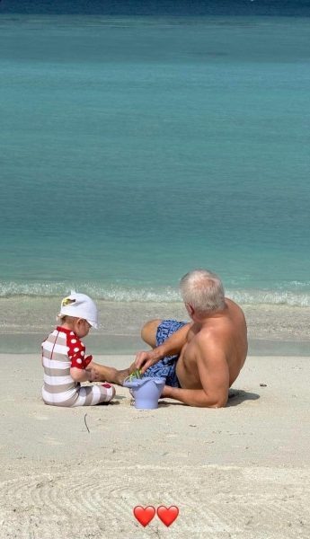    Муж Орловой с дочкой, фото: соцсети