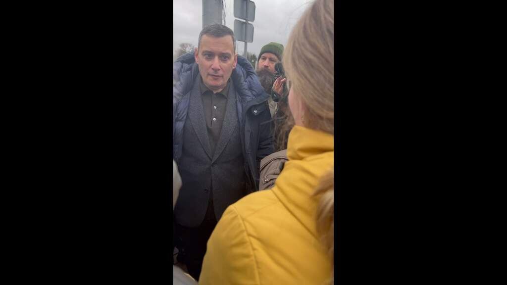    Фото: Секундочку