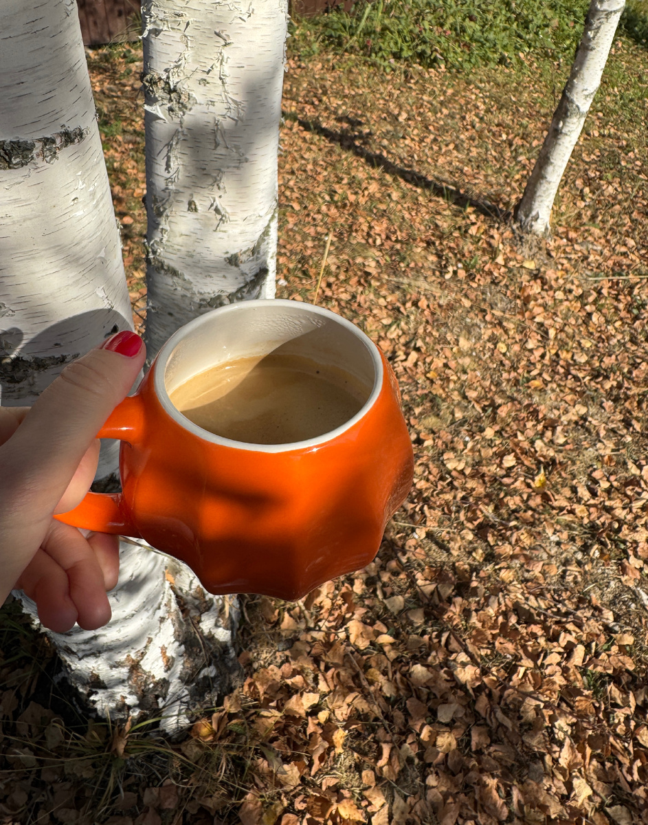 Пью кофе и впитываю красоту 