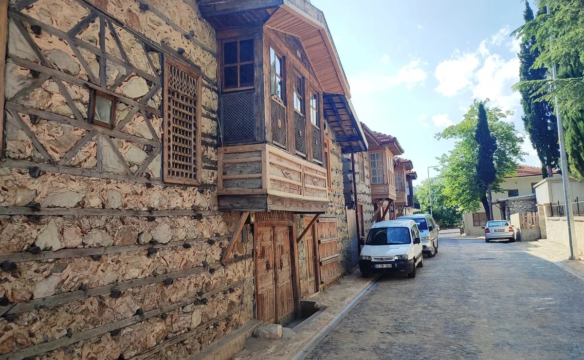    Туристы теперь могут съездить из Антальи в лучшую туристическую деревню мира