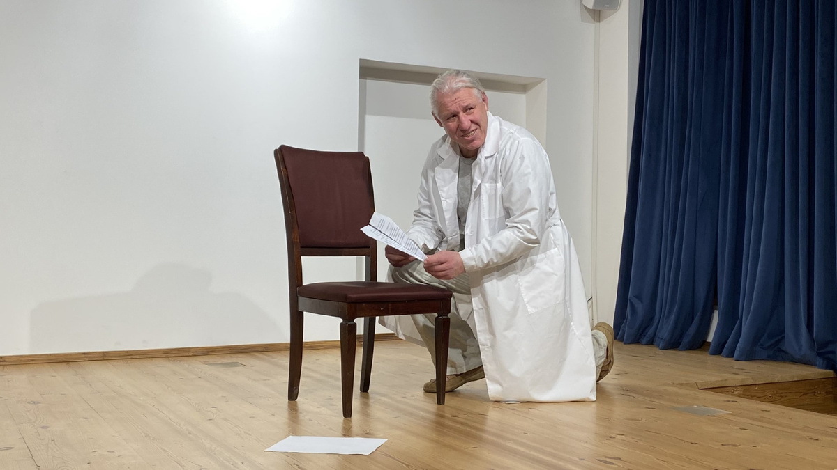 Александр Прасолов в моноспектакле "Палата №6"