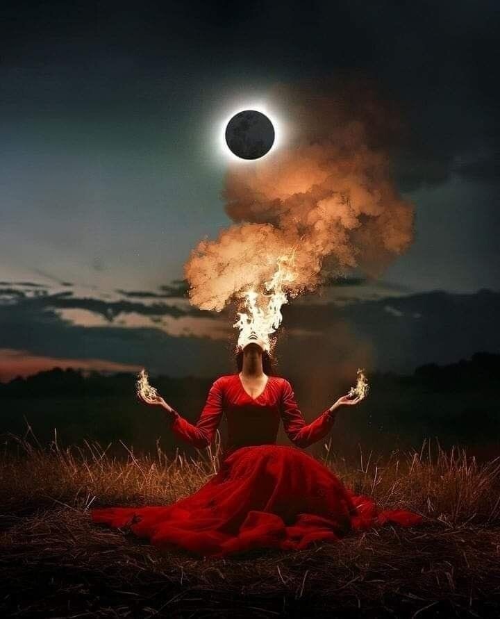 Современная ведьма | Эксклюзивные материалы  | Pink Witch