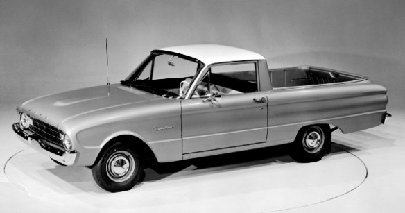 В 1960 году Ford уменьшил спортивный Ranchero до пропорций Falcon, назвав его «новой концепцией стиля и экономичности пикапов».
