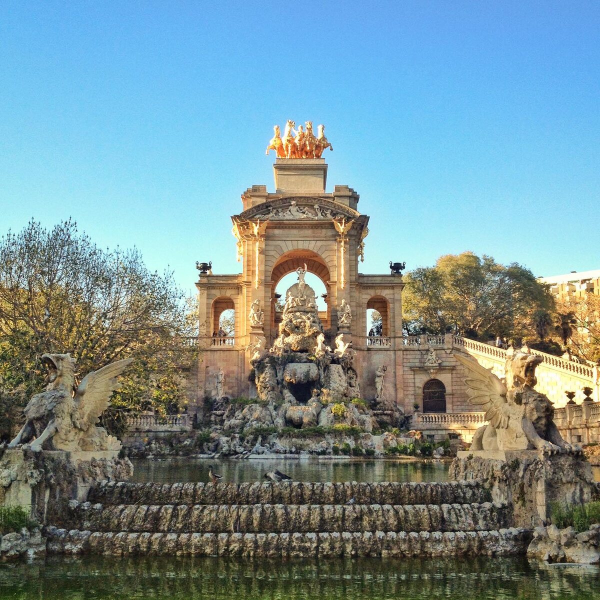 Каскадный фонтан в парке Цитадели, воздвигнутый для Всемирной выставки 1888 года в Барселоне