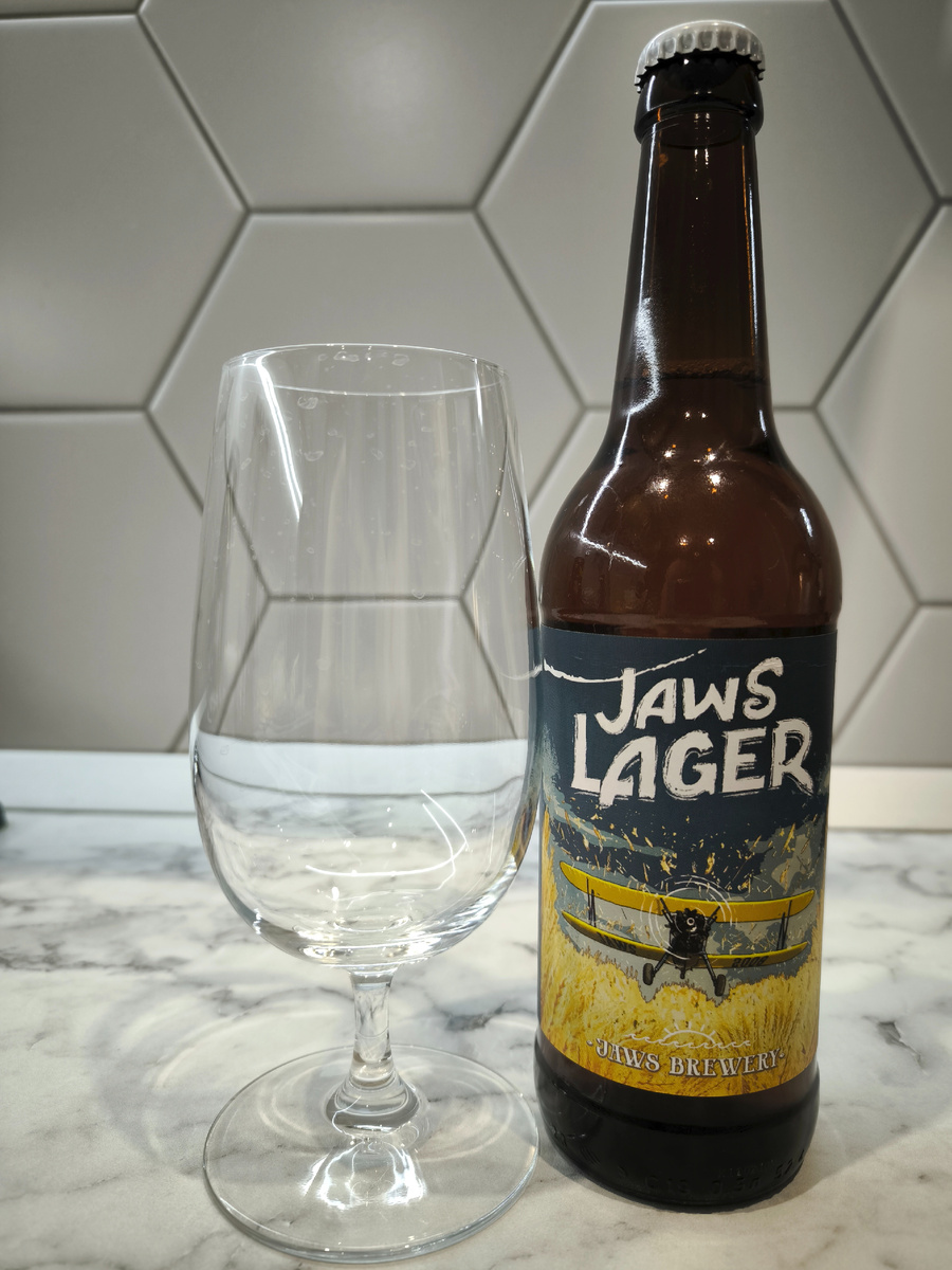 Пиво "Jaws Lager" (Джоус Лагер) от Jaws Brewery