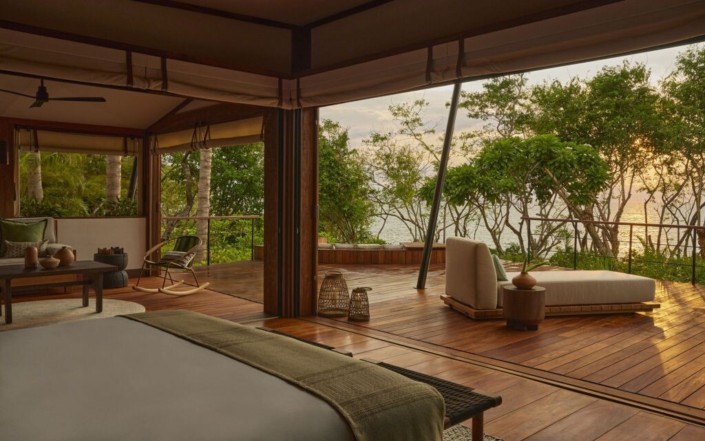 Отель Naviva, A Four Seasons Resort