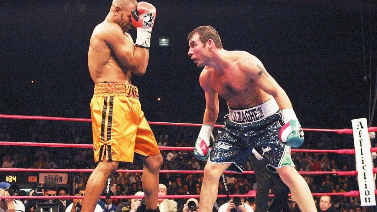 «Когда одна легенда избивает другую легенду»: поражение Роя Джонса от Джо Кальзаге