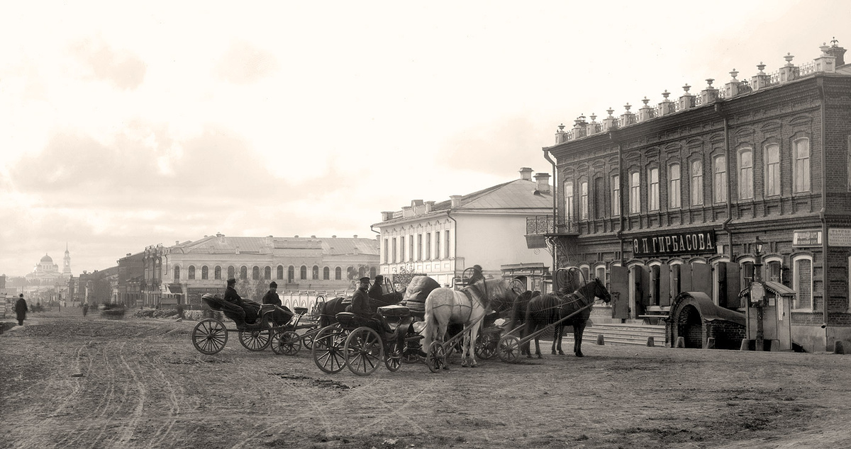 Дом купца Атаманова, ул. Успенская, 2 (в наши дни - Вайнера, 2), 1890-1900 гг. Источник: https://pastvu.com/p/299107
