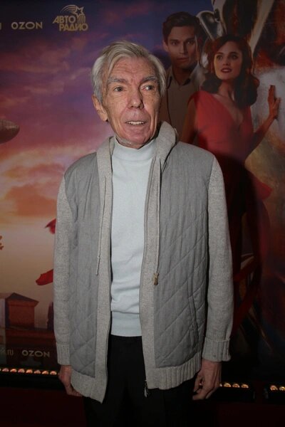 Юрий Николаев