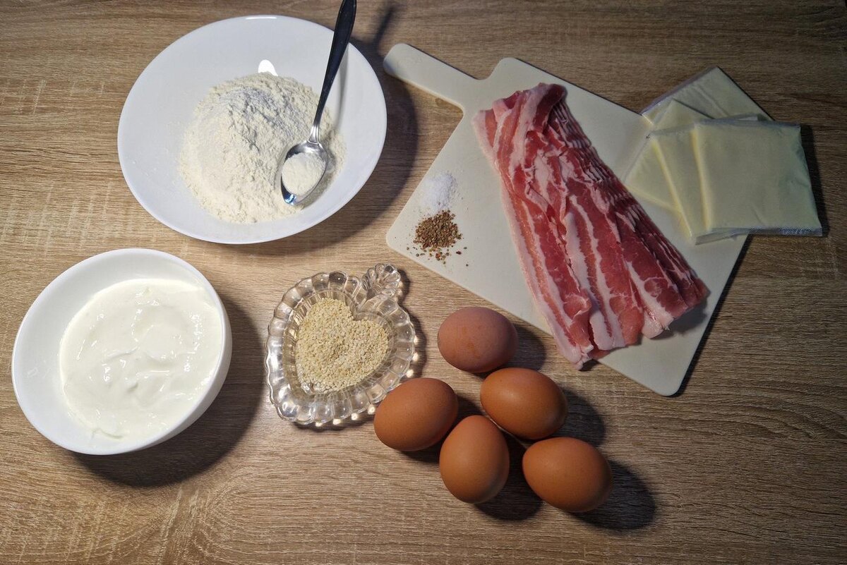 Виктория Мельникова / Metro
Продукты для приготовления бейглов с беконом и яйцом.
