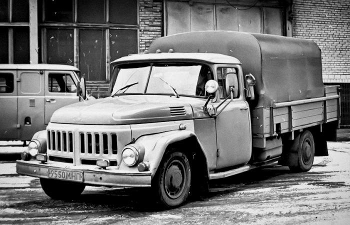 Об этом грузовике и тогда, и сейчас мало что известно.