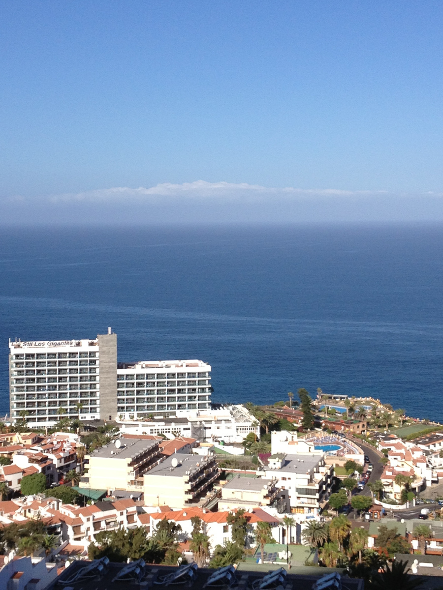 Вид с терассы номера днем