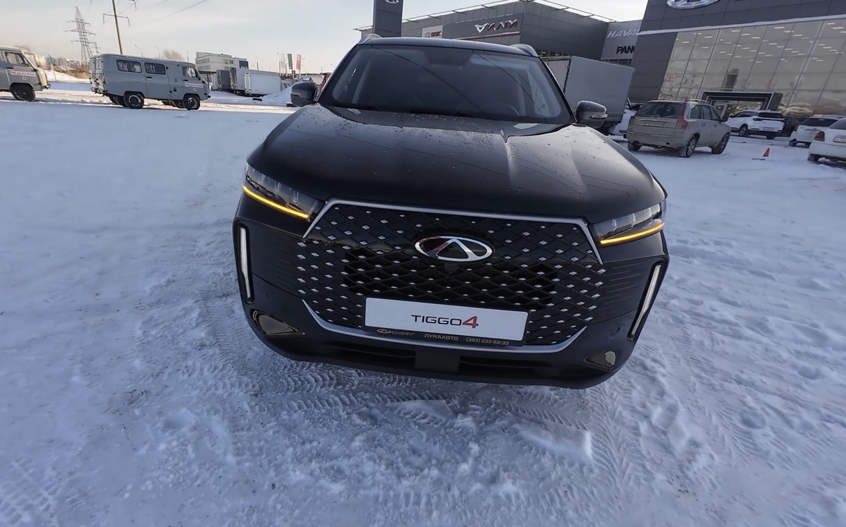 Вот такая диодная оптика! А сам автомобиль стал чуточку строже.