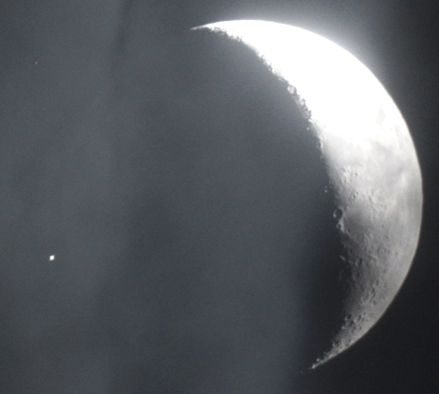 Покрытие Сатурна Луной 4 января 2025 г. Фото автора