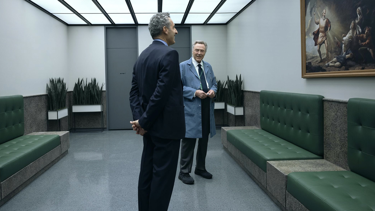 Кадр из сериала "Разделение"