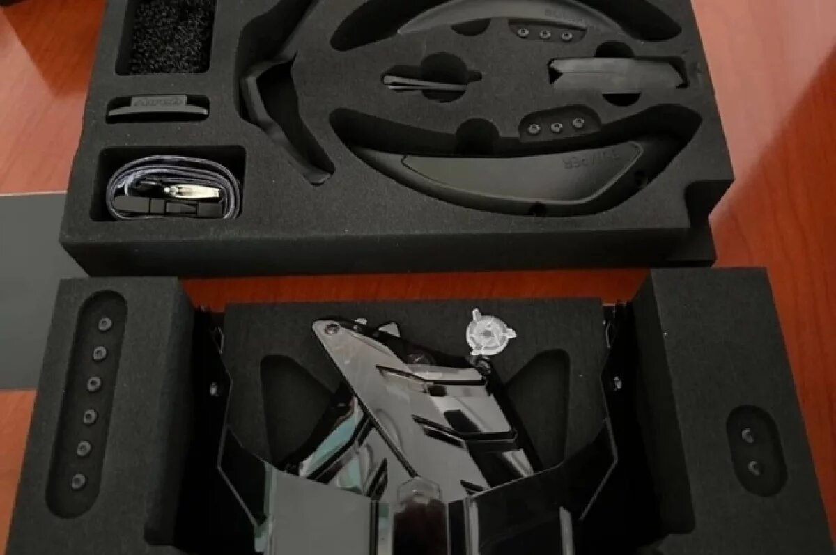    Глава округа на Камчатке ищет мальчишку, которому подарил мотошлем