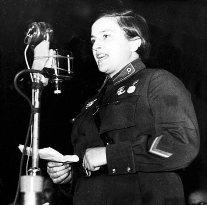 Павличенко Людмила Михайловна.