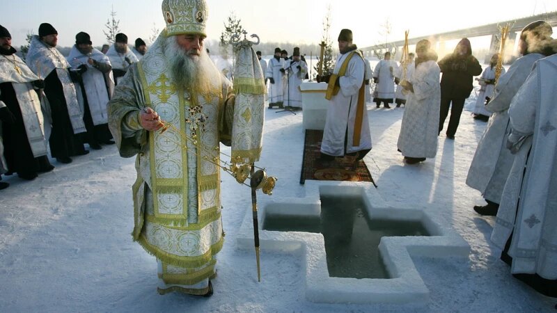     В Барнауле празднуют Крещение Олег Богданов