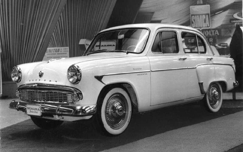    Бельгийский Scaldia Diesel de luxe, он же Москвич-403 с мотором Perkins.