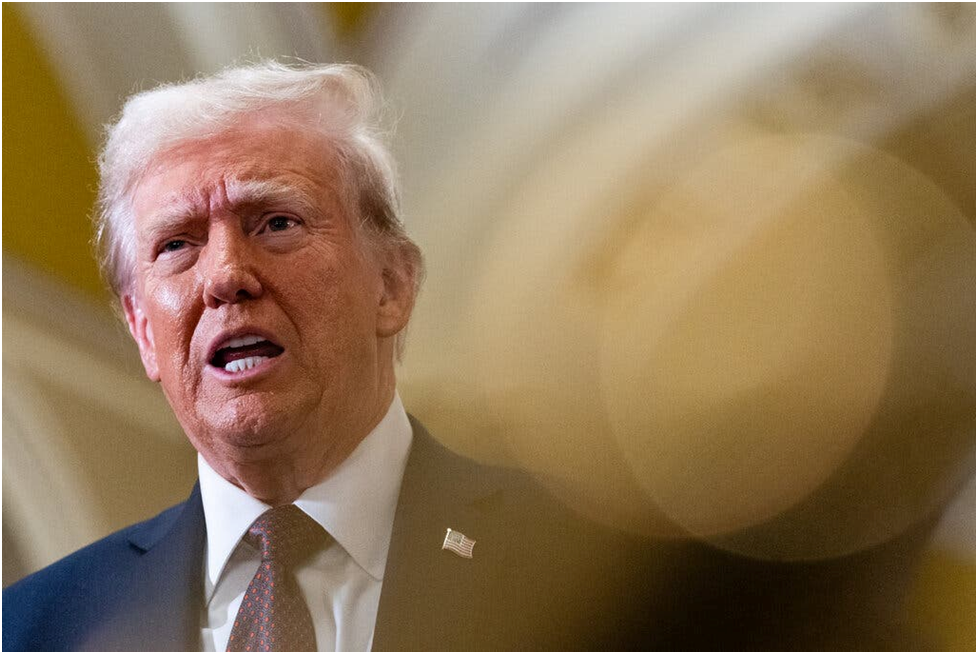 Избранный президент Дональд Трамп пообещал наказать своих противников, особенно тех, кто участвовал в его судебном преследовании и расследовании Конгрессом беспорядков в Капитолии 6 января. Фото...Эрик Ли/The New York Times