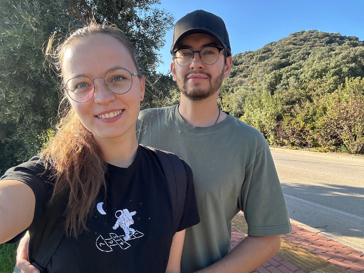 А это мы прогуливаемся по Кашу