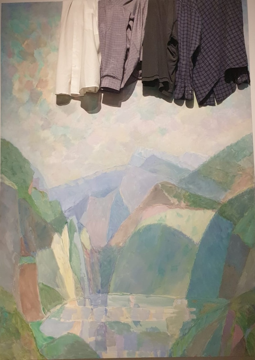 Илья Кабаков Пейзаж с горным озером (Пейзаж с одеждой) 2006 холст, масло, рубашки