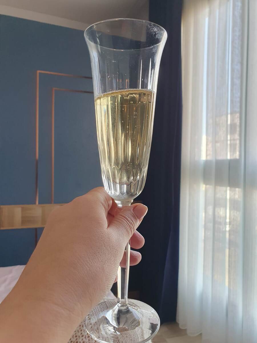 Принесли прямо в постель