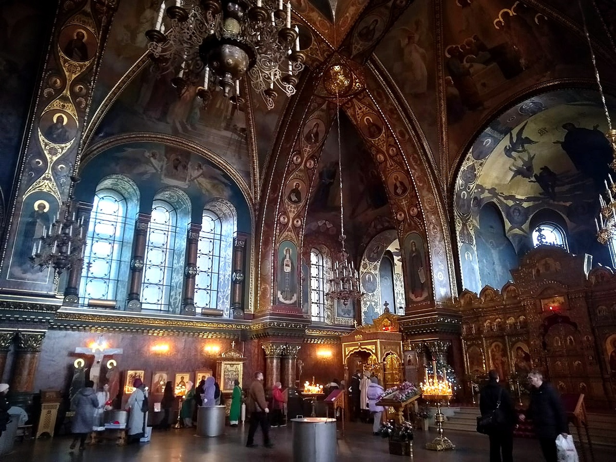 Зал богослужениы