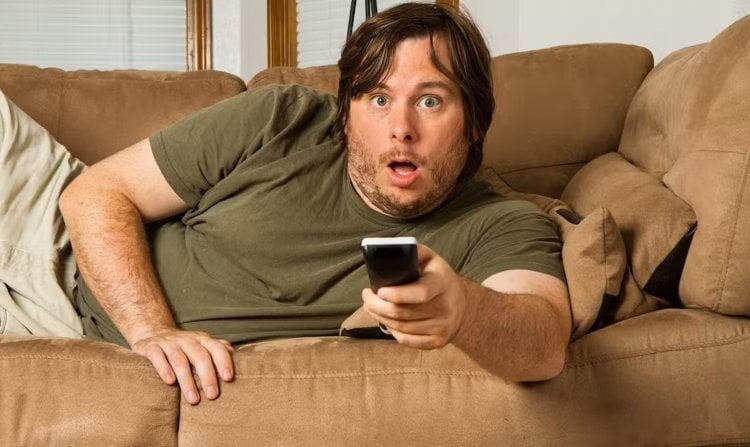    План действий, если телевизор разговаривает сам по себе