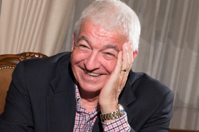 На фото человек, который успел в жизни сделать все